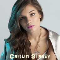 Reign Actrice secondaire Caitlin Stasey